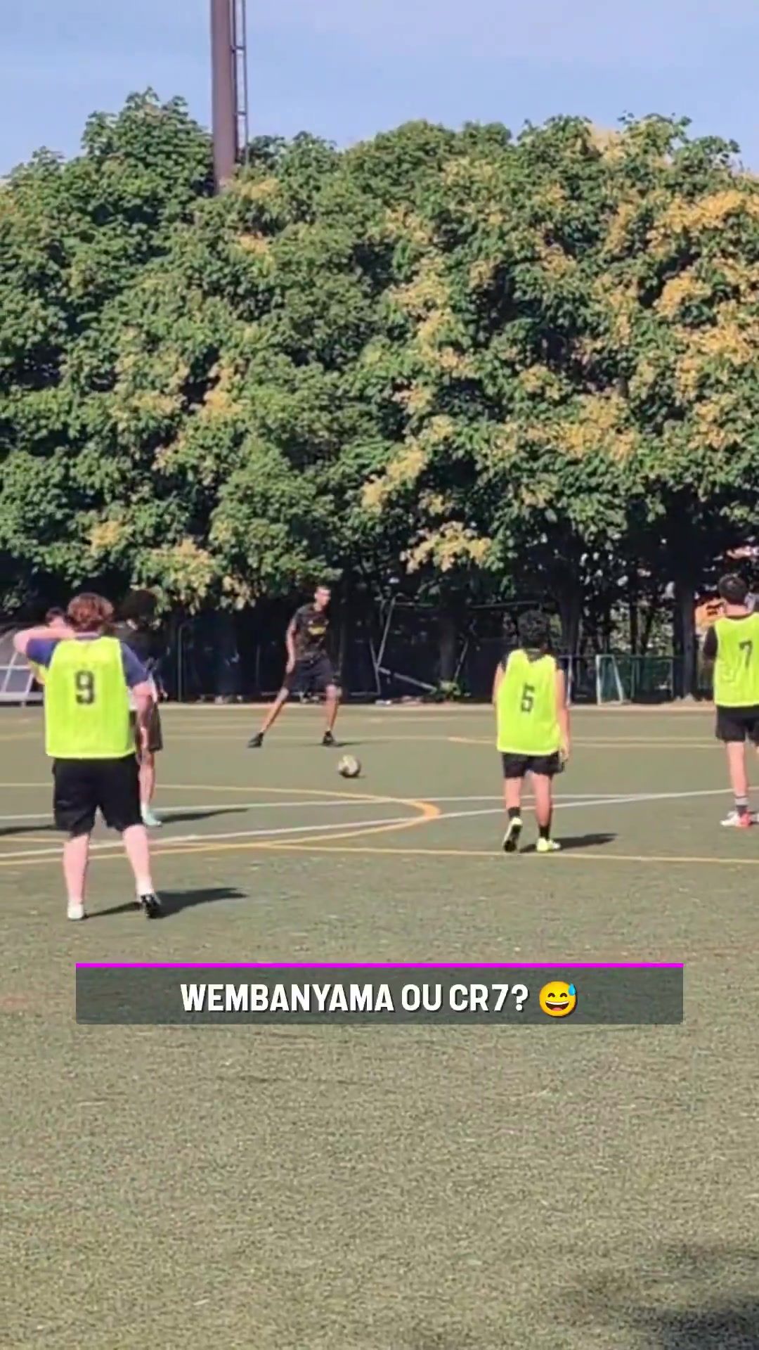 文納爾多Siuuuu！文班亞馬野球場模仿C羅任意球破門+Siuuuu慶祝